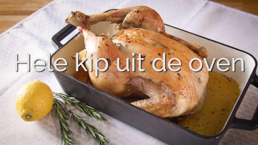 Video: hoe bereid je een hele kip in de oven?