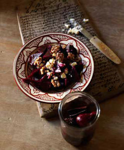 Salade van ingelegde bietjes met feta & walnoten