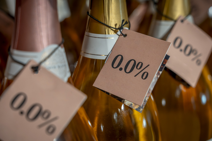wijnflessen met etiket 0%