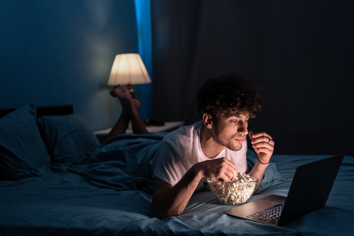 Waar of Niet waar: Je wordt dik als je na 19.00 uur ’s avonds eet