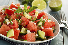 PuurGezonde watermeloen en komkommer salade met feta