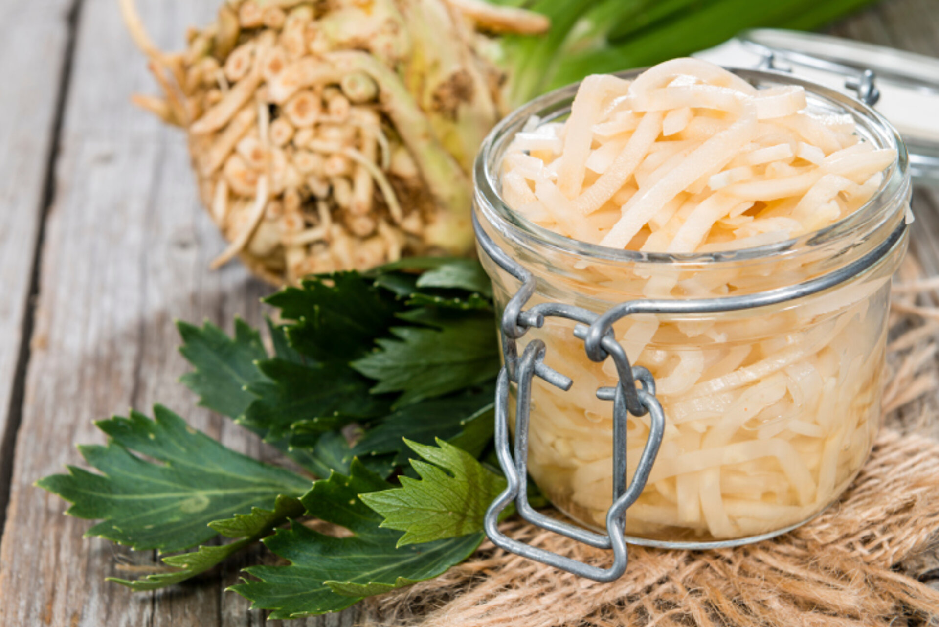 Selderijsalade met kip en appel Selderijsalade met kip en appel