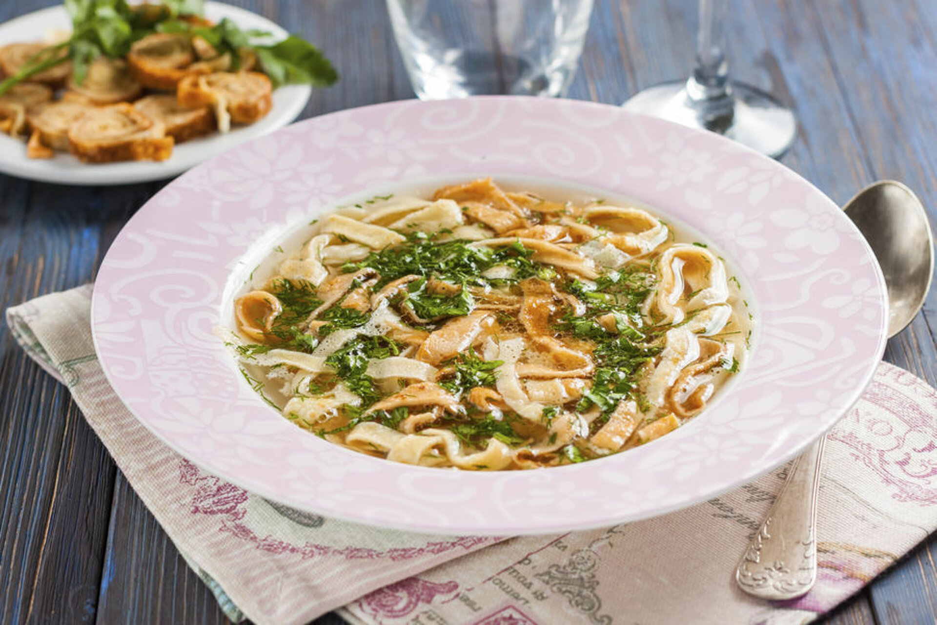 Hoe maak je frittatensuppe?
