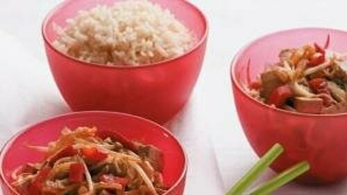 Roerbakschotel met ketjaptofu