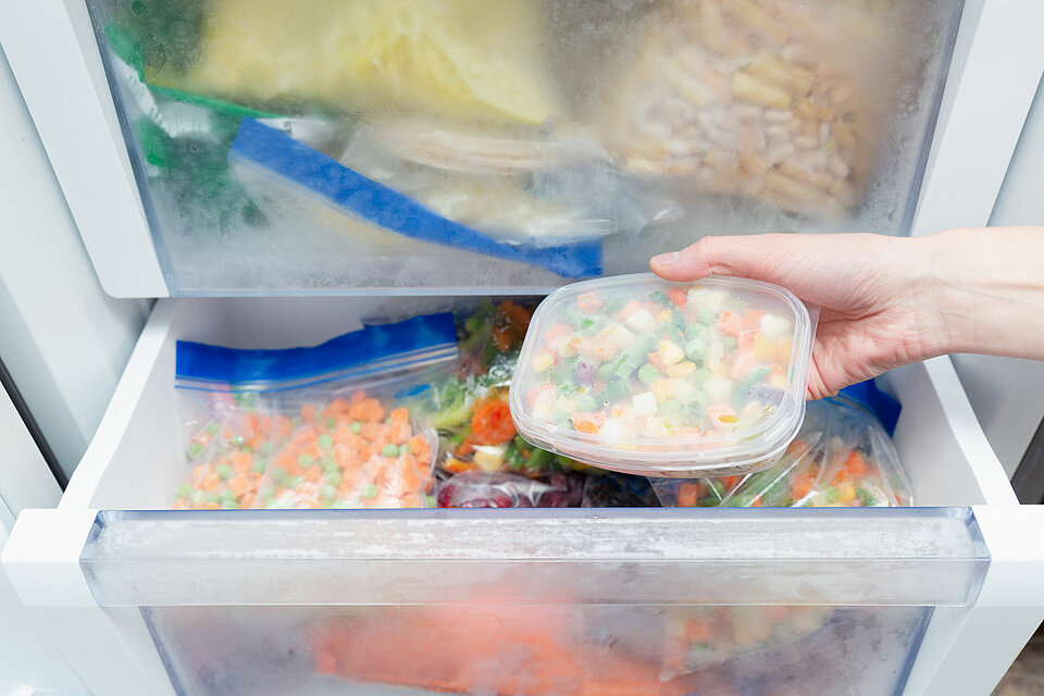 Regelmatig zitten er ijskristallen op de kliekjes