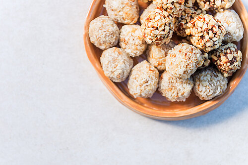 Carrot cake-kokos balletjes