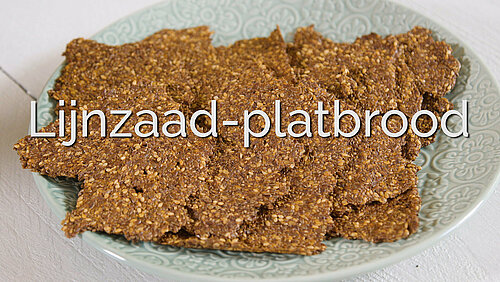 Lijnzaadplatbrood met tomaat