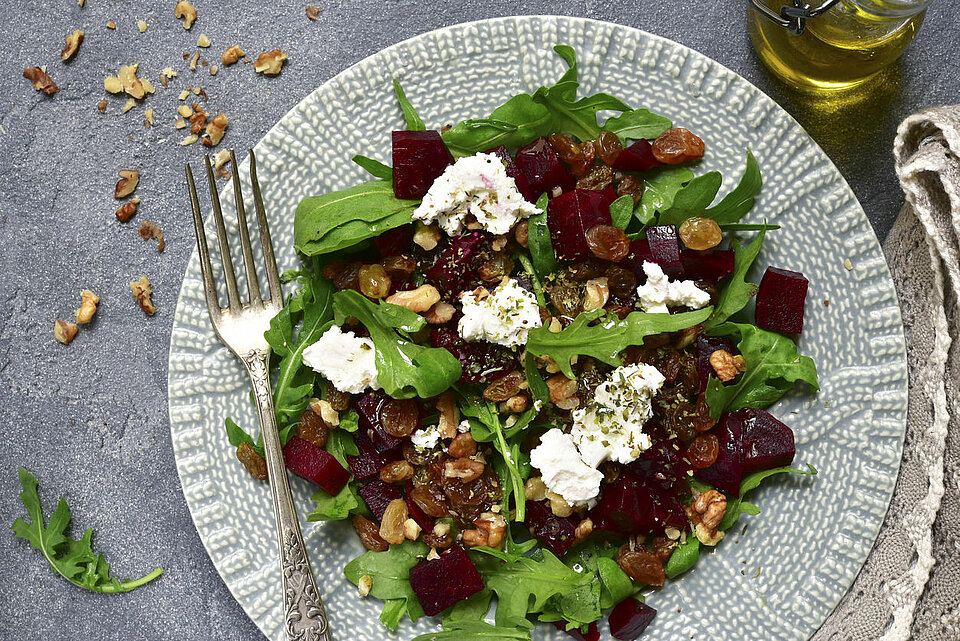 salade met bieten en rucola