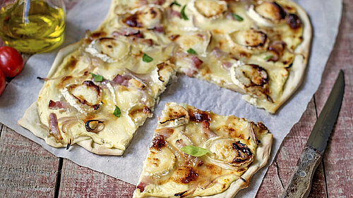 homemade trendy flamkuchen