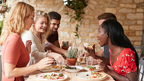 gezellig samen eten