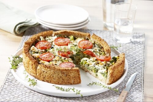 broodquiche met prei en tomaat
