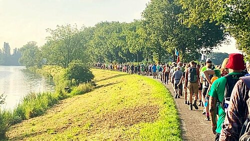Waarom wandelen gezonder is dan je denkt lange afstand Vierdaagsewandelaars