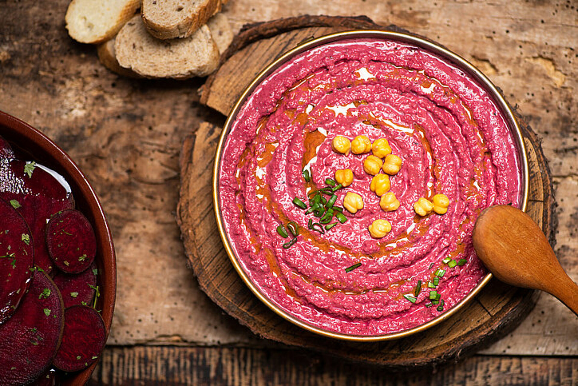 Bietenhummus