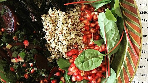 Saladebowl met bietjes en quinoa Saladebowl met bietjes en quinoa